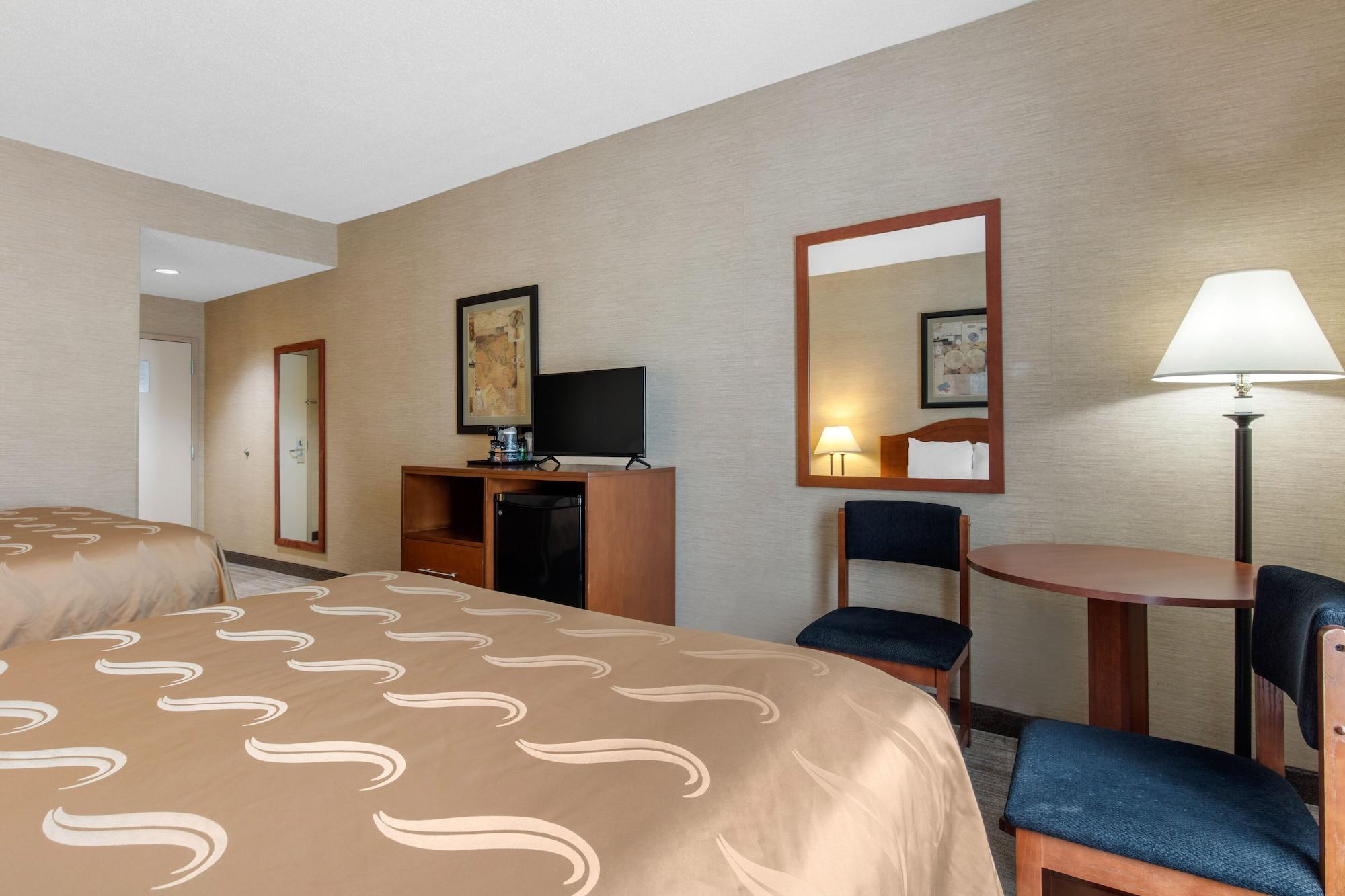Quality Inn & Suites Benton - Draffenville Eksteriør billede