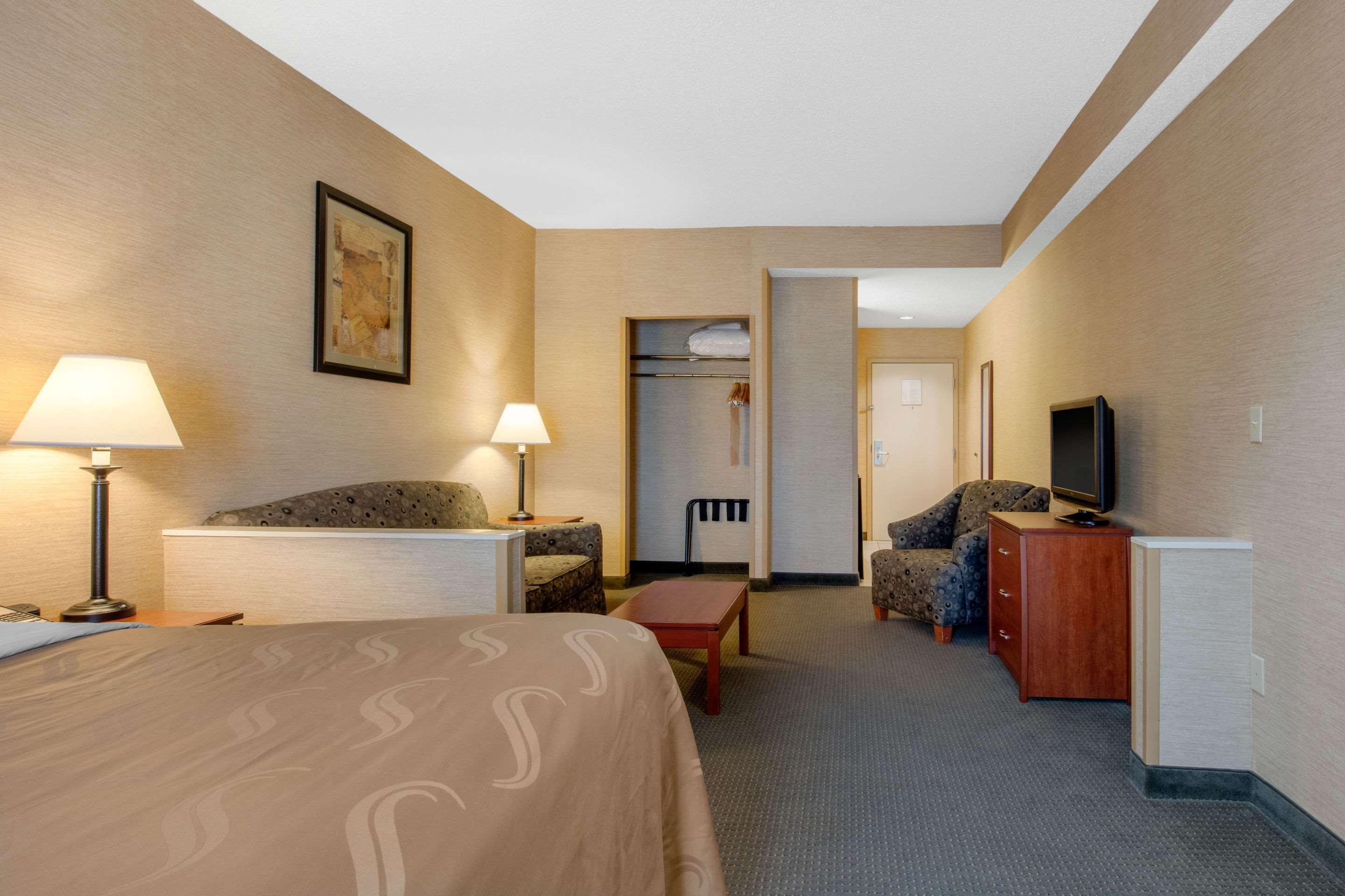 Quality Inn & Suites Benton - Draffenville Eksteriør billede
