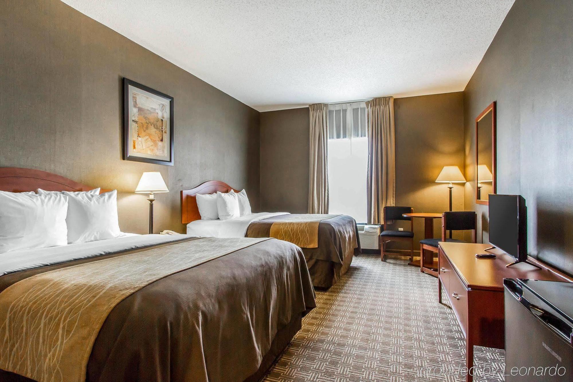 Quality Inn & Suites Benton - Draffenville Eksteriør billede
