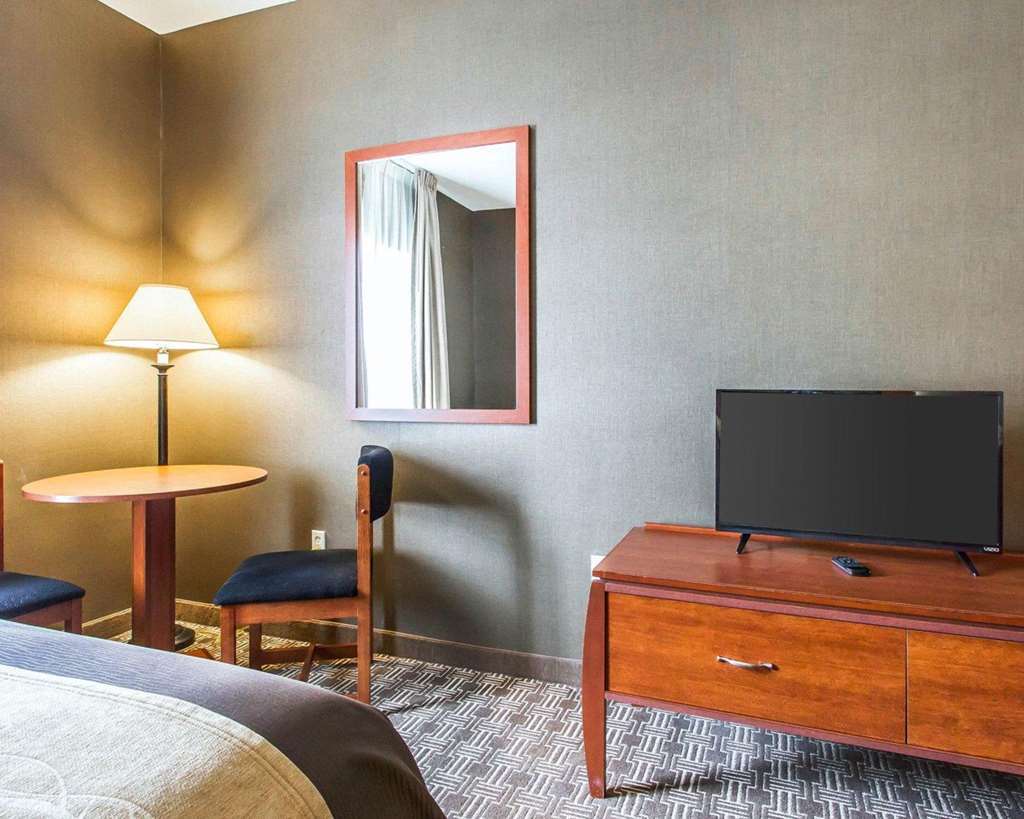 Quality Inn & Suites Benton - Draffenville Værelse billede